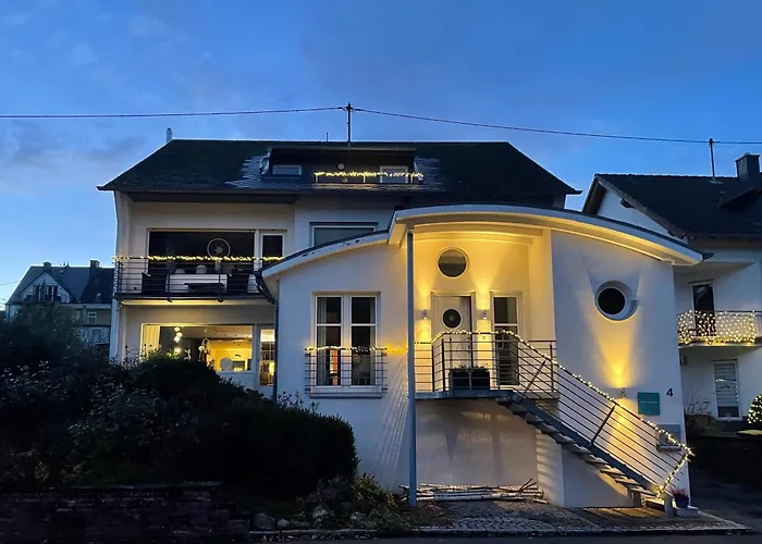 Happy Place Mit Moselpanoramablick, Dachterrasse Und Sauna Appartement *